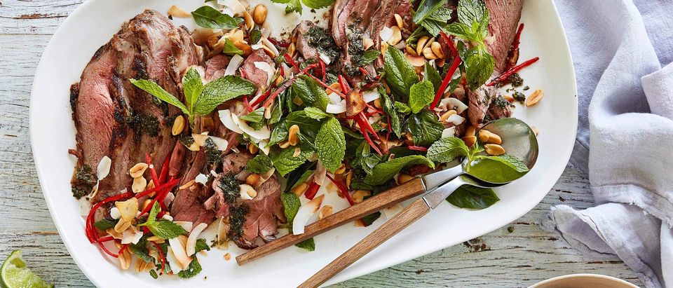 SƯỜN CỪU HẤP SẢ - MÓN NGON MÀ LẠ, ĐỔI VỊ CHO BỮA TIỆC TẠI NHÀ